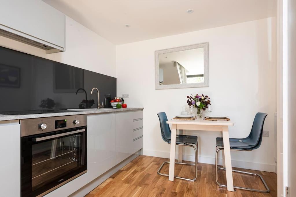 The Studio, Rosebud. 5 Minutes Walk To Beach. Uny Lelant Екстериор снимка